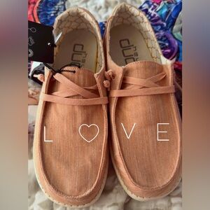 HEY DUDE WENDY ROSE GOLD SPARKLE SHOES!